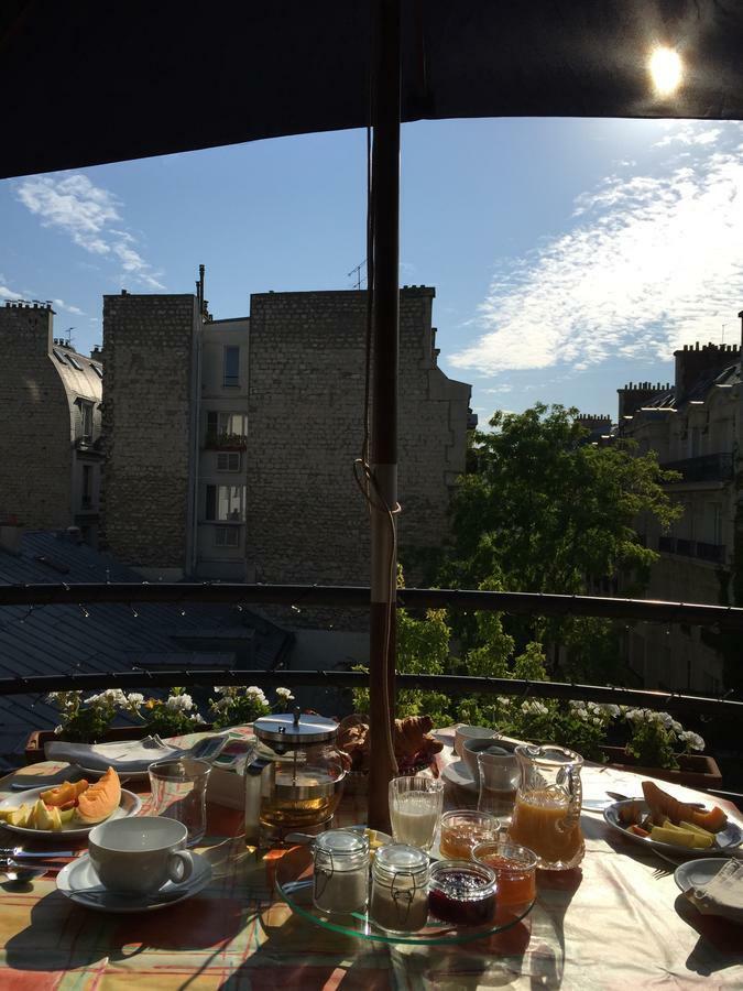 52 Clichy Bed&Breakfast - Chambre d'hôtes Paris Exterior foto