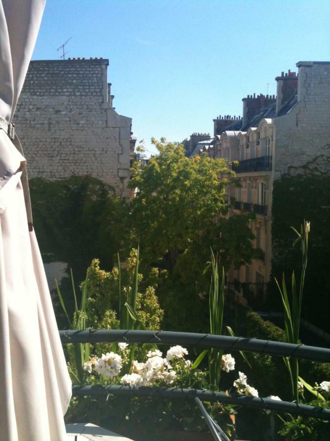 52 Clichy Bed&Breakfast - Chambre d'hôtes Paris Exterior foto